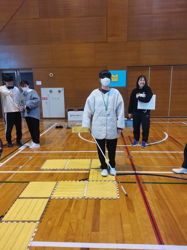 点字ブロックリレー.jpg
