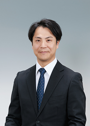 越智 亮