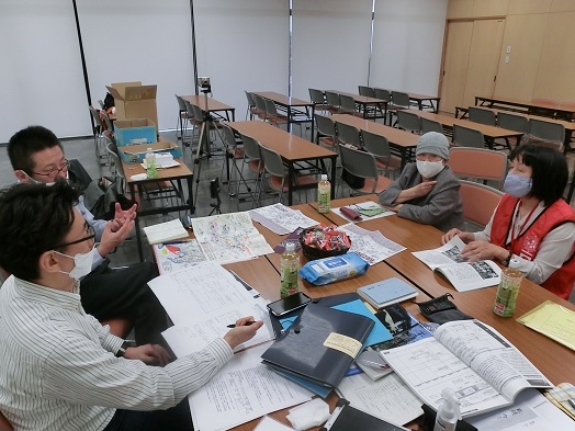 01 鞆の浦観光ボランティアガイドを立上げた方々へのインタビュー調査.jpg