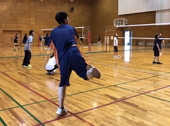 20170622大学祭にむけて、クラスの団結力を高めました1.jpg