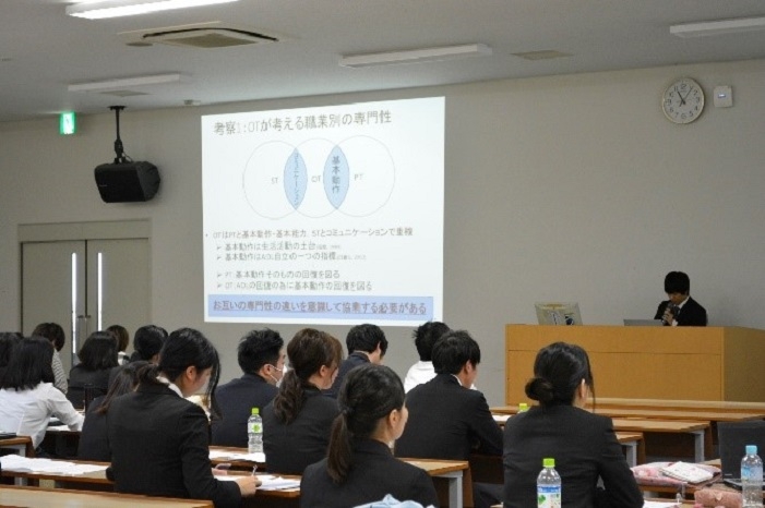 20181105卒業研究論文発表会開催.jpg