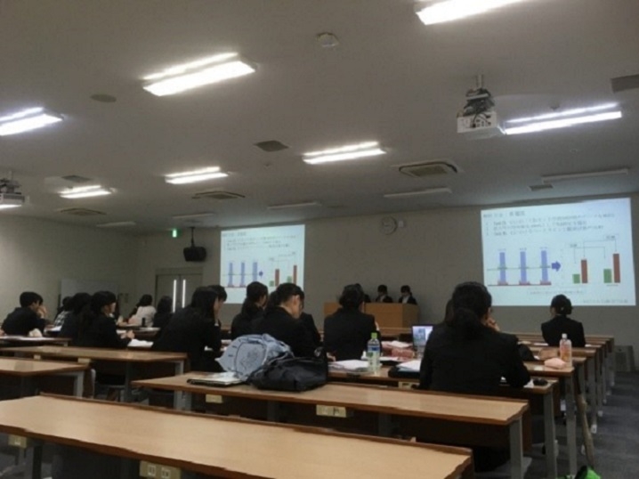 20181105卒業研究論文発表会開催2.jpg
