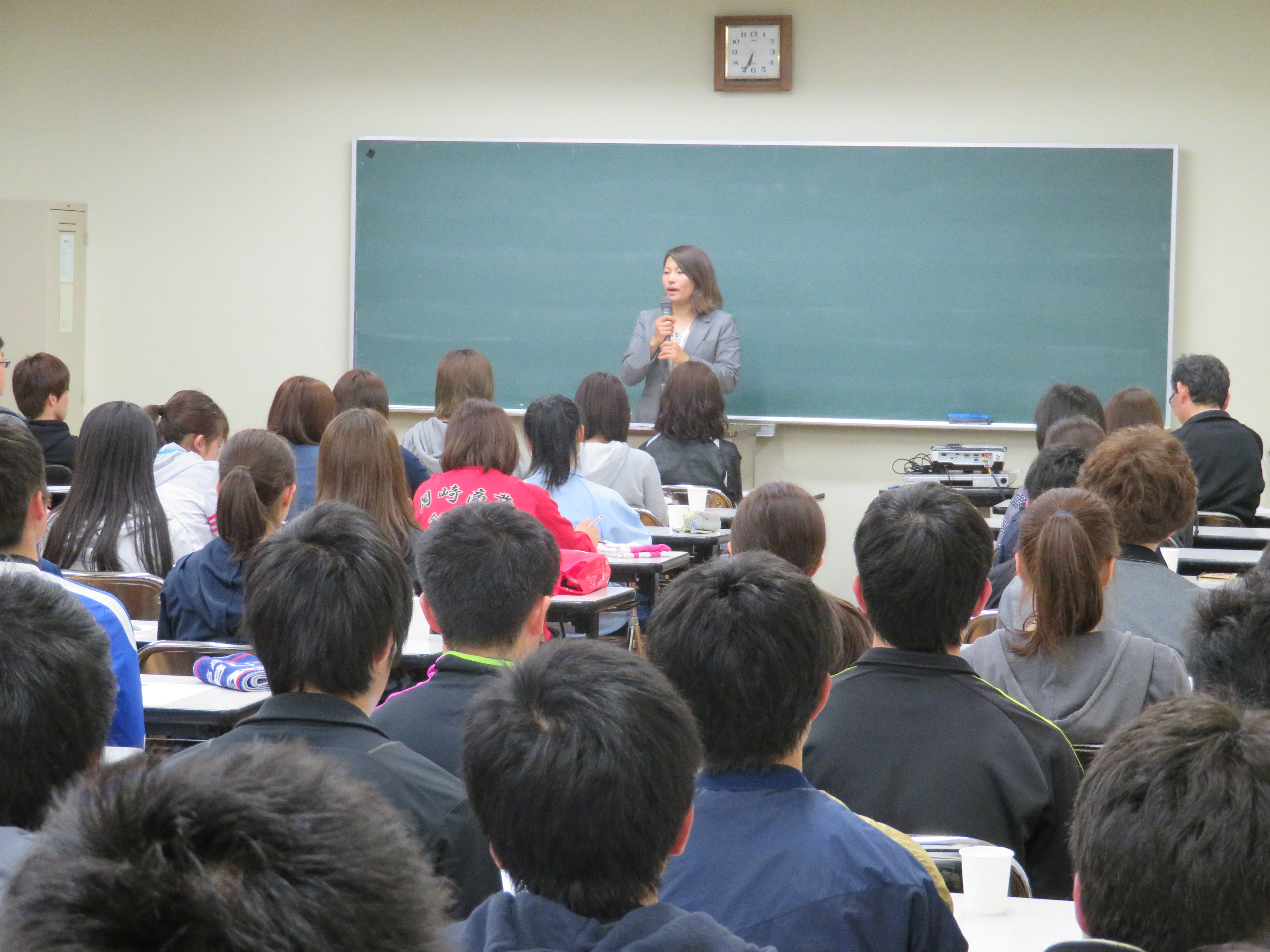 20170411新入生歓迎会が開催されました2.JPG