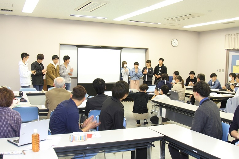 20180419新入生病院見学・宿泊研修が行われました2.jpg
