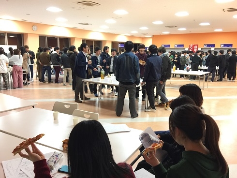 20171220リハ学部主催のクリスマス会が開催されました2.JPG