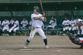 秋山朋乃慎 経営学部2年 ③.jpg
