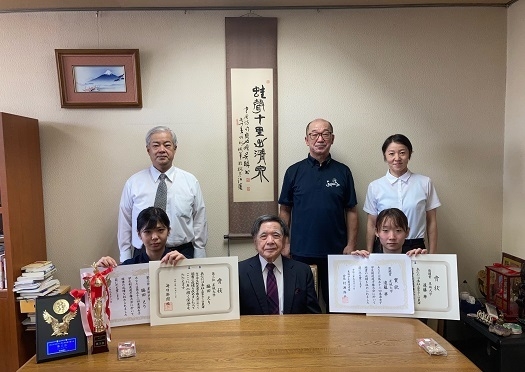 学長室③縮小.jpg