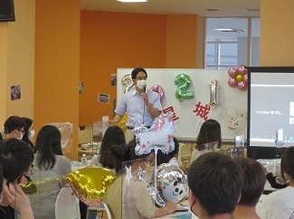 国際センター長挨拶①.jpg