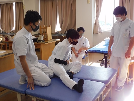 １．学生試験前練習.JPG
