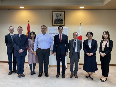 モンゴル 懇談会 写真2 400.jpg