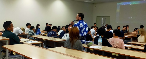 240705 異文化 西川先生 写真2.jpg