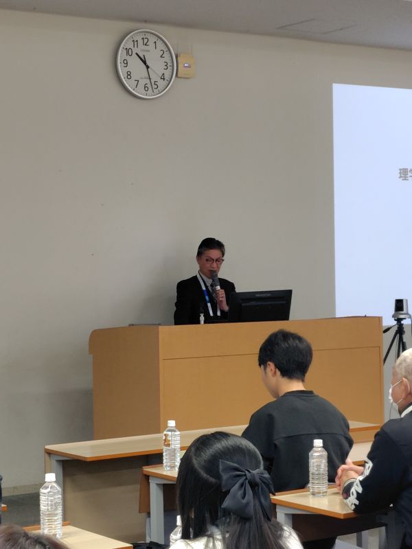 写真⑤学部長 (002).JPG