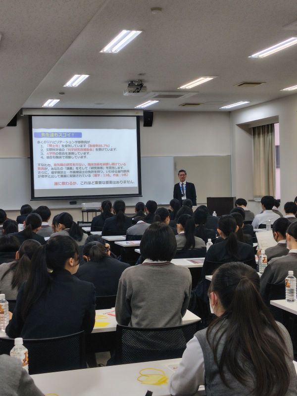 写真(学部長) (002).JPG