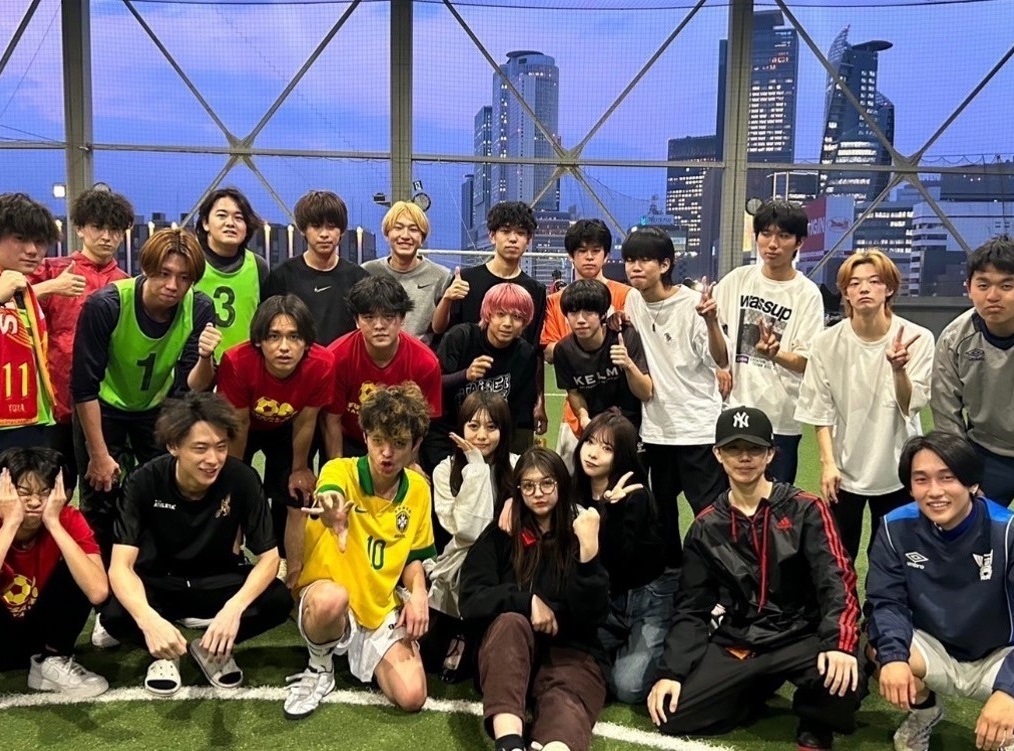 丸の内フットサル1.jpg